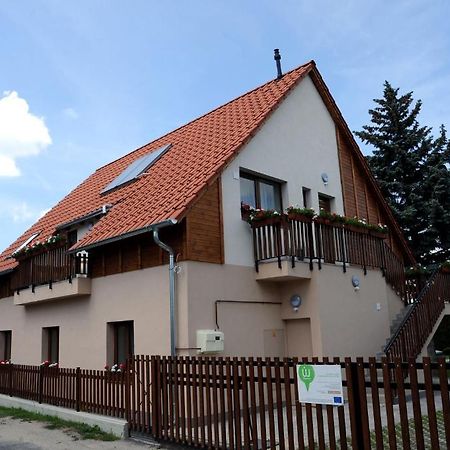 Arany Szolo Wellness Apartmanhaz Hévíz المظهر الخارجي الصورة