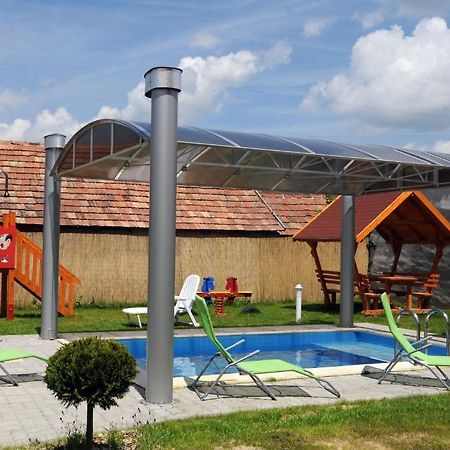 Arany Szolo Wellness Apartmanhaz Hévíz المظهر الخارجي الصورة
