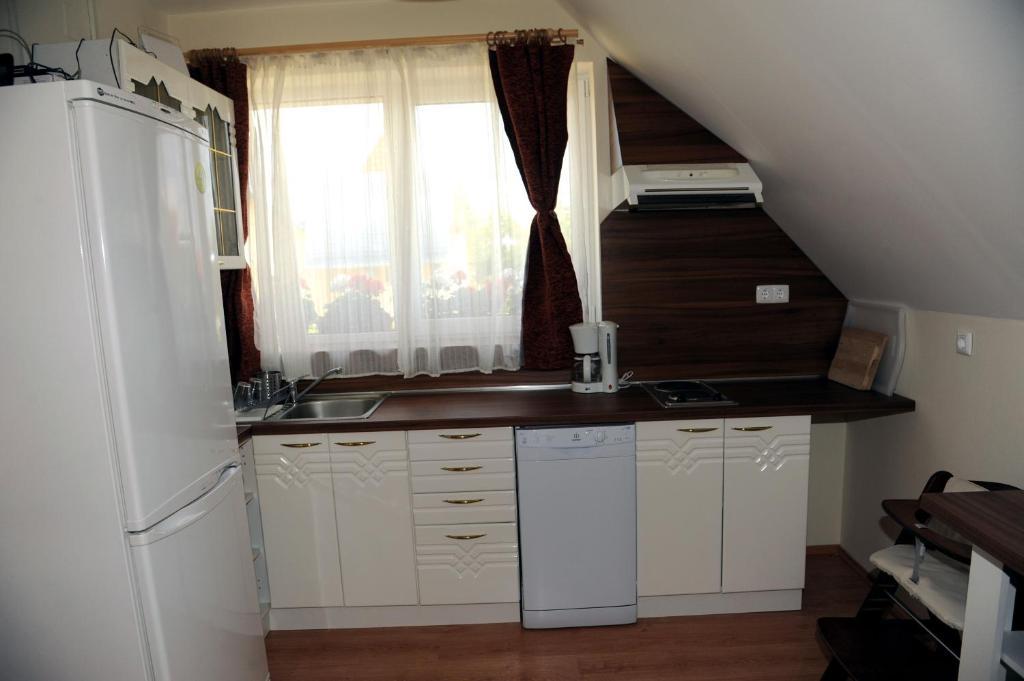 Arany Szolo Wellness Apartmanhaz Hévíz الغرفة الصورة